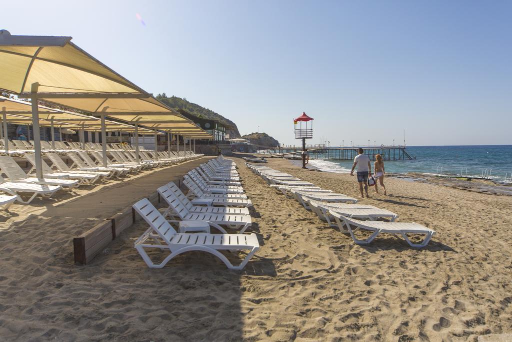 Beach Club Doganay Hotel Konakli Exterior photo