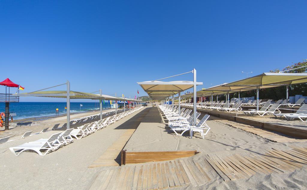 Beach Club Doganay Hotel Konakli Exterior photo